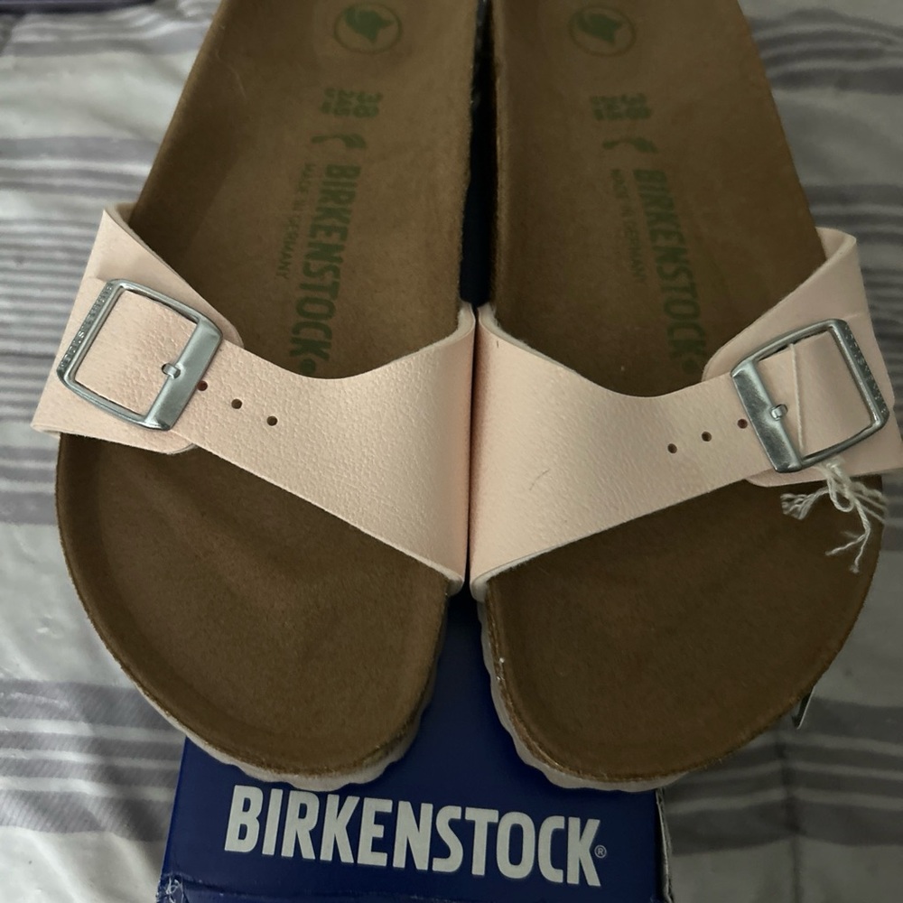 Birkenstock MADRID Sandals in Soft Rose (LIGHT PINK) US Size 7-7.5 BRAND NEW BOX - Picture 11 of 16